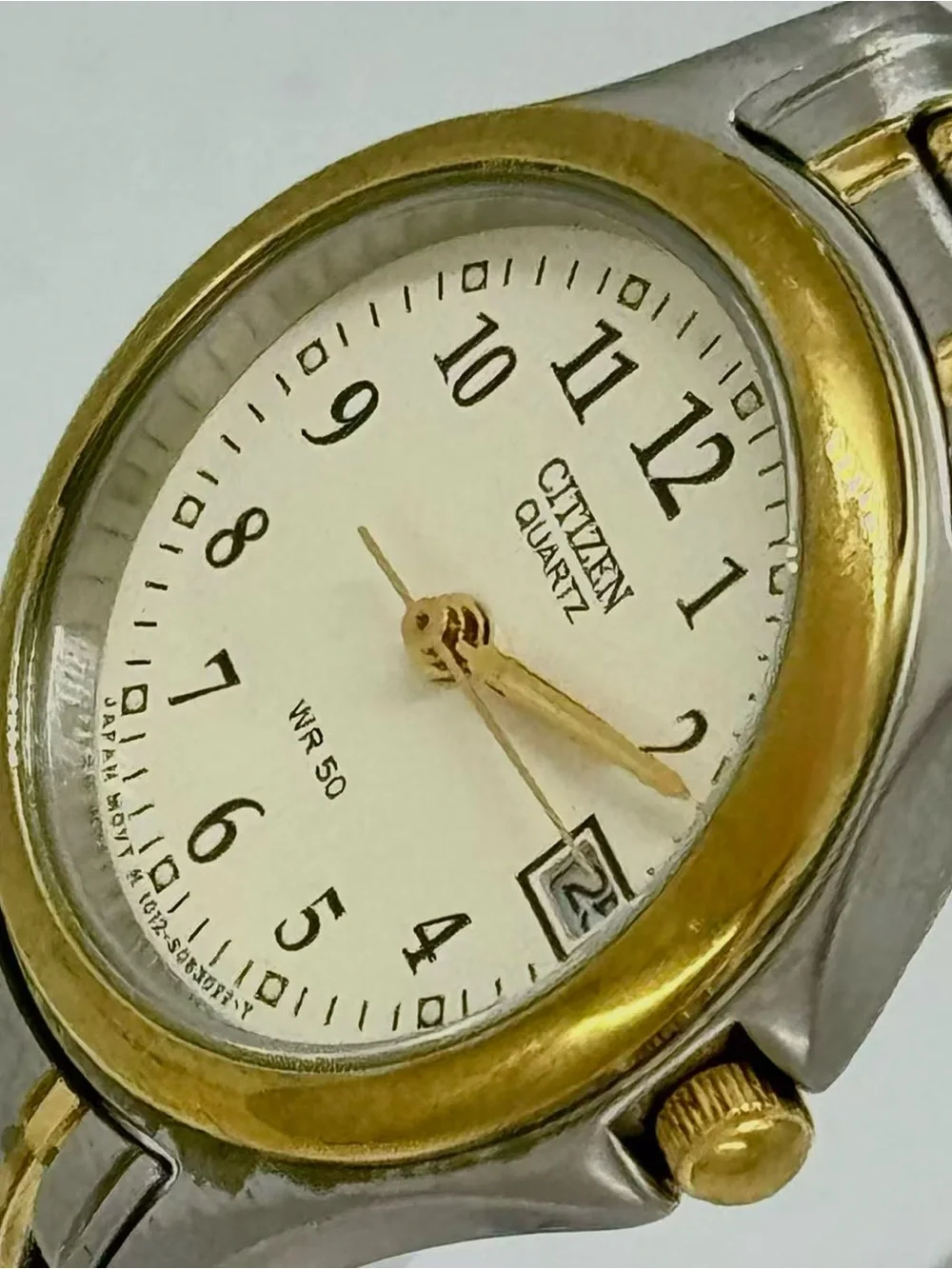 Vintage Citizen Women’s Quartz Two Tone Watch Cream Dial Date New Battery Runs